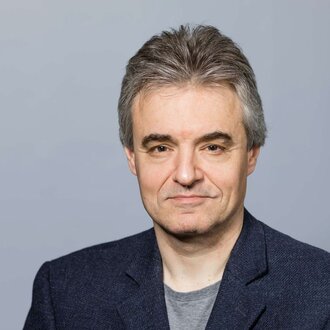 Ashari-Robert-Autor-Foto